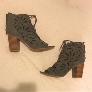 Gray sandal heels